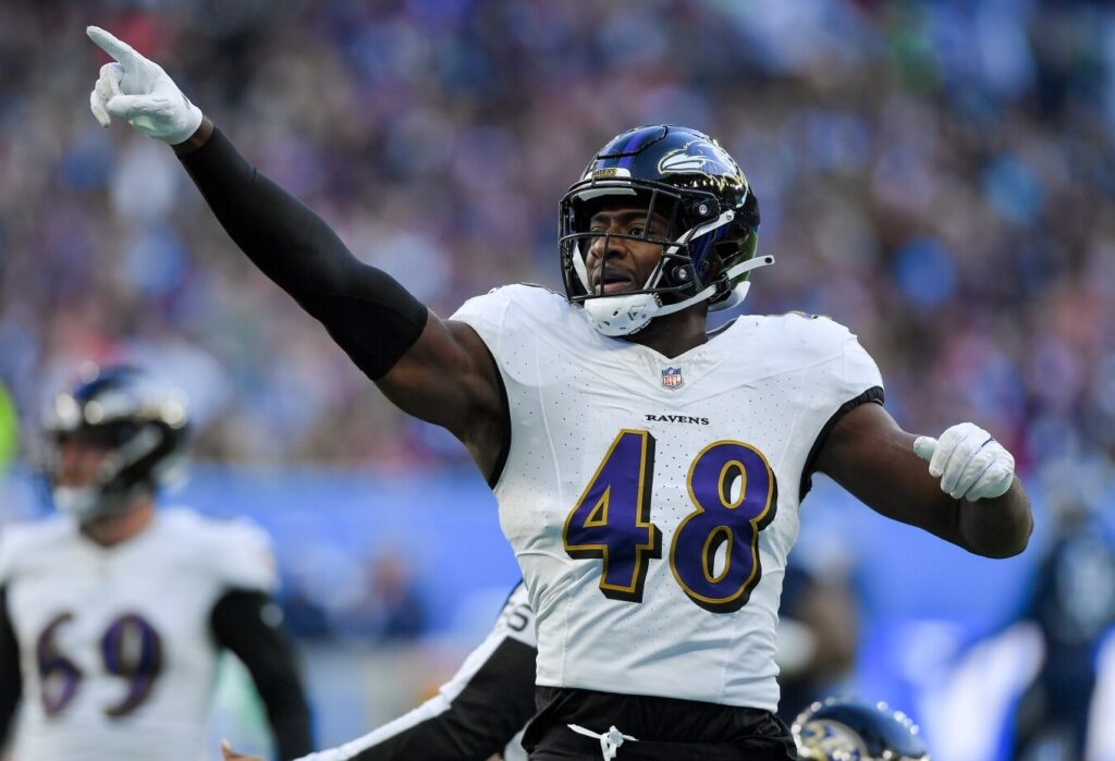 Steelers Claim Former Ravens LB Jeremiah Moon | Steelers News NOW